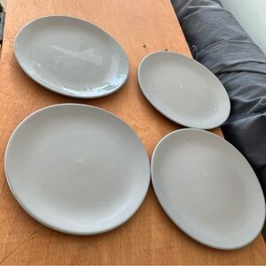 4 stone & aster plates gray dessert size .
